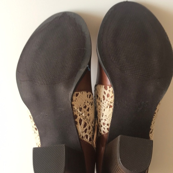 *never worn* booties with crochet detailing - Picture 4 of 5